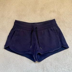 Lululemon lounge shorts with pockets size 10 - Navy Blue